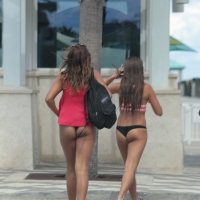 Florida bikini girls in thongs Yesitlooksgood (47).jpg