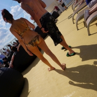 Tasty cruise ship hottie DSC00696.JPG