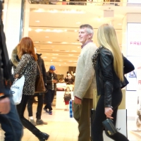 Hot blonde shopping with dad in tight black leggings vlcsnap-2016-03-08-21h47m50s547.jpg