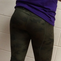 Nice college ass in chamo leggings 082.JPG
