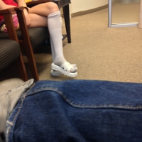 Misc candid pictures of various girls' feet and legs 1440386671573.jpg