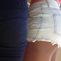 Sexy black girl in short white shorts vlcsnap-2016-03-16-02h44m20s810.jpg