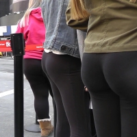 Sexy tight ass in see thru tights with exposure vlcsnap-2016-03-18-23h25m00s061.jpg