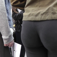 Sexy tight ass in see thru tights with exposure vlcsnap-2016-03-18-23h25m06s385.jpg