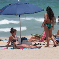 Sexy Florida beach bikini girls LIKEREALLY (58).jpg
