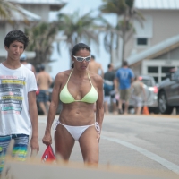 Sexy Florida beach bikini girls Fun1 (163 of 321).jpg