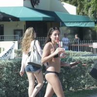 Even more hot and sexy bikini babes in Florida IMG_2250.jpg