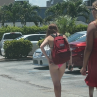 Even more hot and sexy bikini babes in Florida veryfun (34).jpg