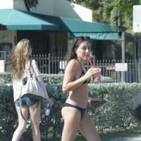 Even more hot and sexy bikini babes in Florida IMG_2251.jpg