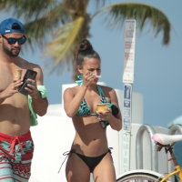 Sexy Florida beach bikini girls Fun1 (149 of 300).jpg