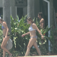 Even more hot and sexy bikini babes in Florida veryfun (51).jpg