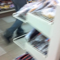leggings, yoga pants, and spandex in public 31682640Vbh.jpg