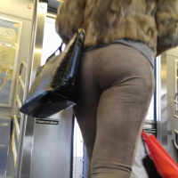 leggings booty 12366632_1093947527291718_1661370853_n.jpg