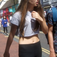 47129574HzB.jpg