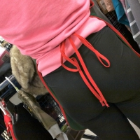 leggings, yoga pants, and spandex in public 1456087870649.jpg