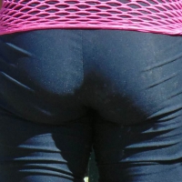 leggings, yoga pants, and spandex in public 45325171uSx.jpg