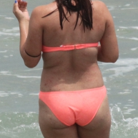 Thick girl in orange bikini playing on the beach 1_IMG_1995.JPG