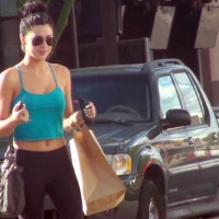 leggings, yoga pants, and spandex in public 45746399PYs.jpg
