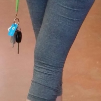 leggings, yoga pants, and spandex in public 42962081Lan.jpg
