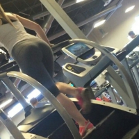 leggings, yoga pants, and spandex in public 1455155659819.jpg