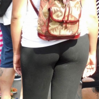 leggings, yoga pants, and spandex in public 39743017JeN.jpg