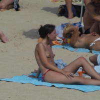 Topless girls on a beach in Barcelona 0040.jpg