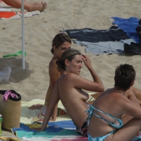 Topless girls on a beach in Barcelona 0039.jpg