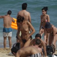 Topless girls on a beach in Barcelona 0136.jpg