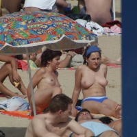 Topless girls on a beach in Barcelona 0172.jpg