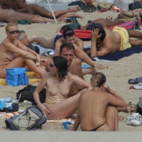 Topless girls on a beach in Barcelona 0188.jpg