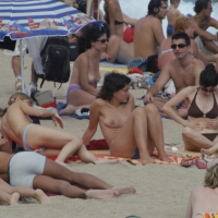 Topless girls on a beach in Barcelona 0194.jpg