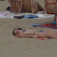 Topless girls on a beach in Barcelona 0026.jpg
