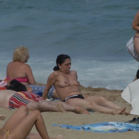 Topless girls on a beach in Barcelona 0033.jpg