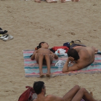 Topless girls on a beach in Barcelona 0081.jpg