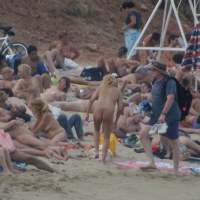 Topless girls on a beach in Barcelona 0085.jpg
