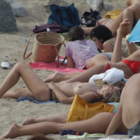 Topless girls on a beach in Barcelona 0091.jpg