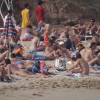 Topless girls on a beach in Barcelona 0089.jpg