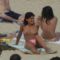 Topless girls on a beach in Barcelona 0164.jpg