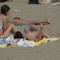 Topless girls on a beach in Barcelona 0166.jpg