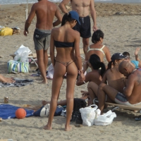 Topless girls on a beach in Barcelona 0189.jpg