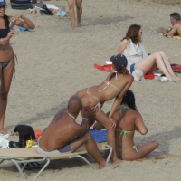 Topless girls on a beach in Barcelona 0198.jpg