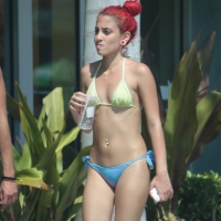 Sexy Florida girls in bikinis IMG_0531.jpg
