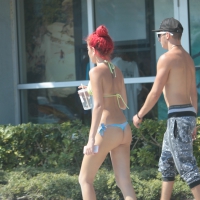 Sexy Florida girls in bikinis IMG_0533.jpg
