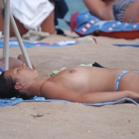 Sexy nude beach girls on Zlote Beach in Bulgaria 0058.jpg