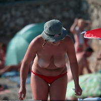 Milfs and Gilfs on a nude beach 0031.jpg
