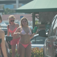 Sexy Florida girls in bikinis IMG_0582.jpg