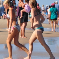 Candid teens in bikinis or on the beach BB_134.JPG