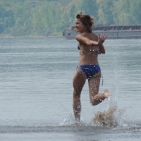 Skinny teen having fun in her little England bikini 38686381kxB.jpg