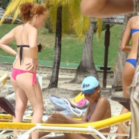 Amazing ebony ass in blue bikini with other sexy friends in bikinis 45416514siK.jpg