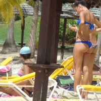 Amazing ebony ass in blue bikini with other sexy friends in bikinis 45416555aAl.jpg
